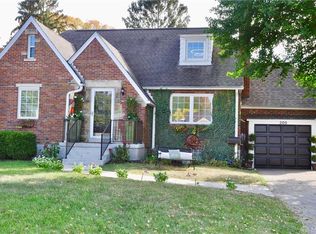 200 E Dorothy Ln, Dayton, OH 45419