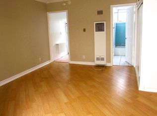35 Argonne Ave APT 4, Long Beach, CA 90803