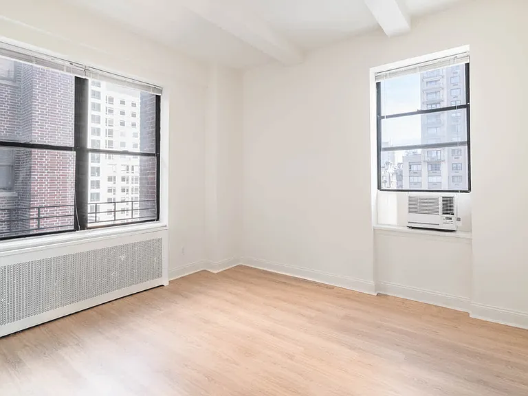 228 W 71st St #5B — Photo 16