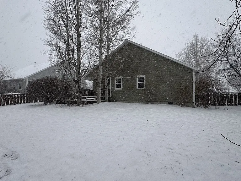 3003 Oliver St — Photo 31