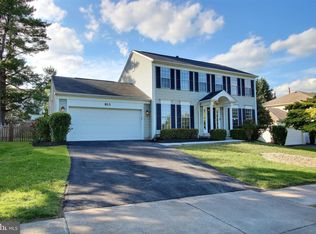 813 Pointer Ridge Dr, Gaithersburg, MD 20878