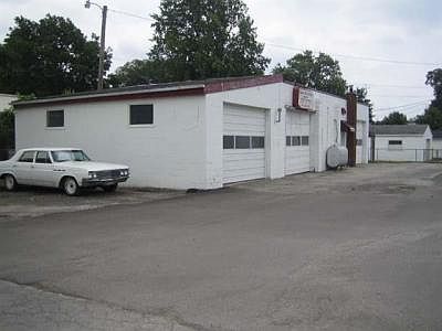 2nd image of 1225 1/2 NW 5th St