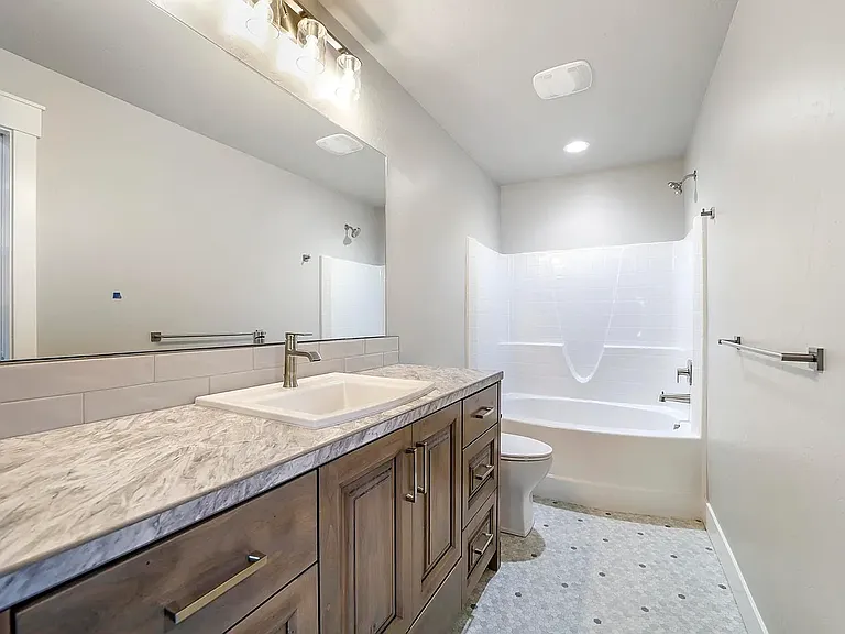185 Woody Way — Photo 12