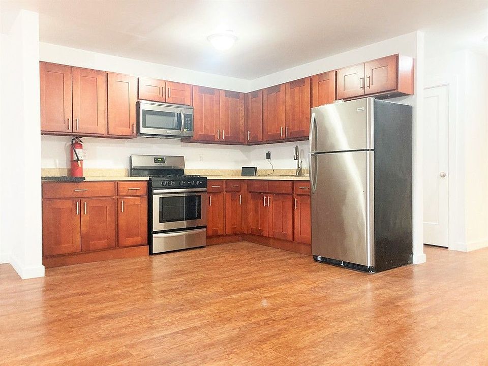 1st image of 2864 W 36th St #1