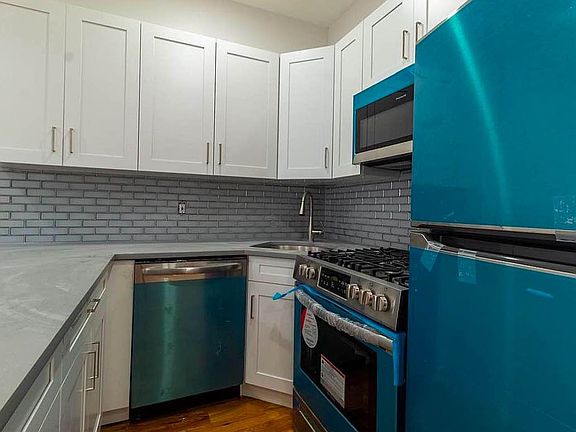 2nd image of 996 Atlantic Ave