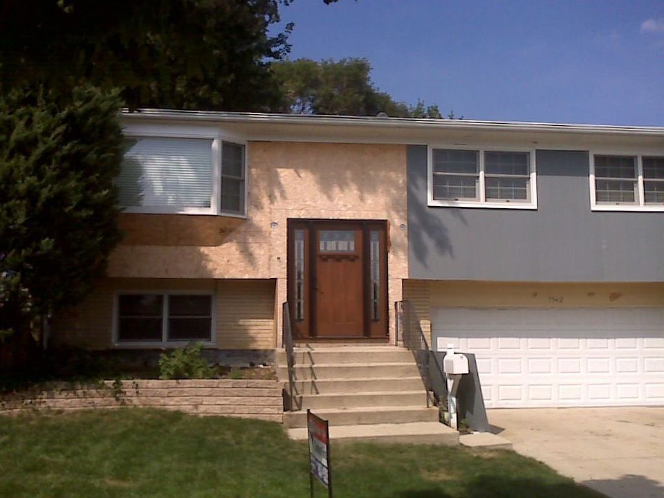 2nd image of 7542 161st St