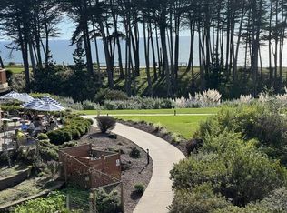 302 Seascape Resort Dr, Aptos, CA 95003