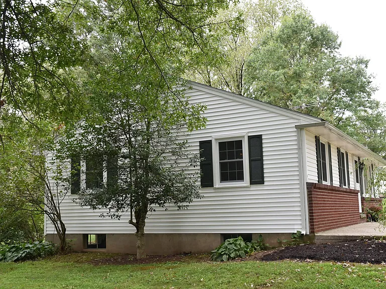 5770 Silo Hill Rd — Photo 17