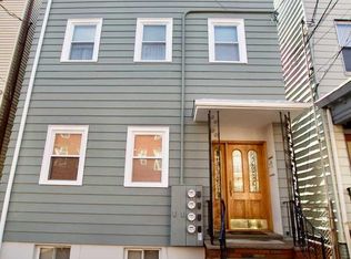 57 Lang St, Newark, NJ 07105