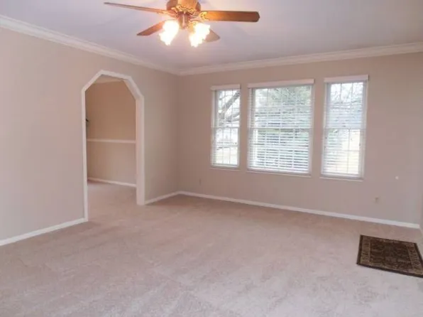 440 N Sappington Rd APT C, Saint Louis, MO 63122