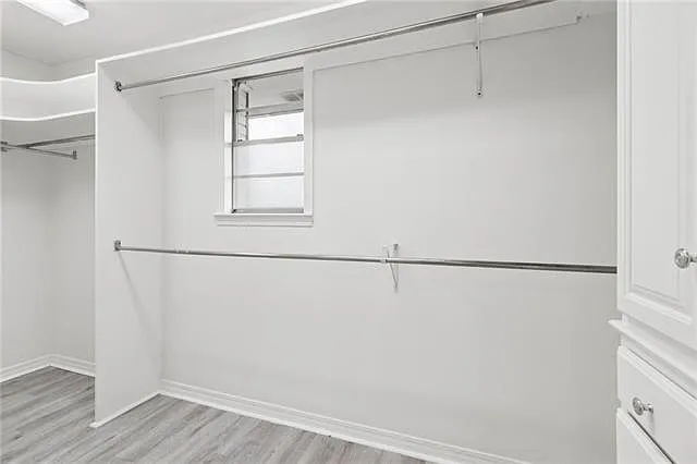 5537 Cherlyn Dr — Photo 23