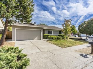 3512 Chanate Ct, Santa Rosa, CA 95404