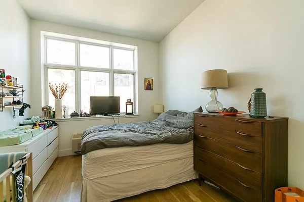 Rented by City View Living | media 72