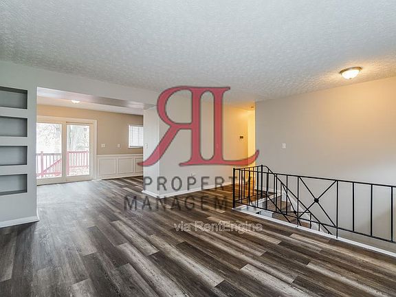 2nd image of 363 Regents Rd