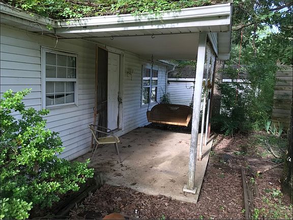 3rd image of 12 Marion Ln
