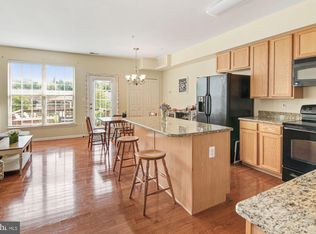 29 Harbour Heights Dr, Annapolis, MD 21401