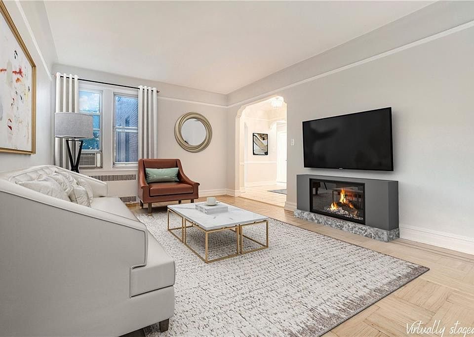1st image of 1560 E 18th St APT 3B