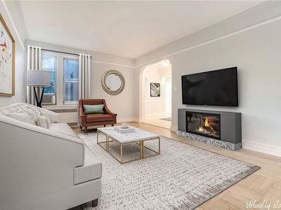 1560 E 18th St APT 3B, Brooklyn, NY, 11230