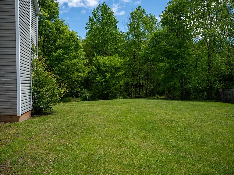 5320 Starflower Dr — Photo 16