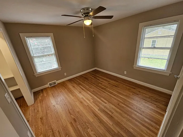 112 Timberlane Dr — Photo 13