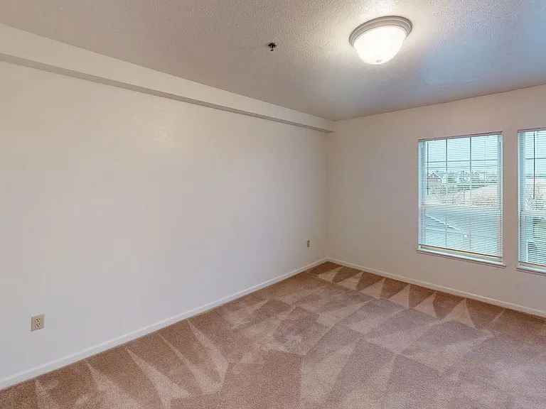 Tracy Creek Apartment Homes — Photo 69