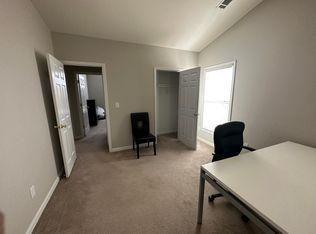 1032 Fairmont Park Dr, Dacula, GA 30019