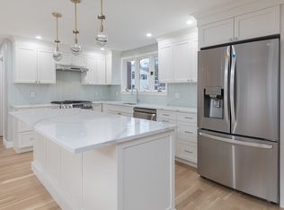 18 Longmeadow Dr, Canton, MA 02021