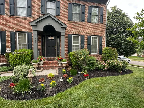 11869 Chanceford Dr, Woodbridge, VA 22192