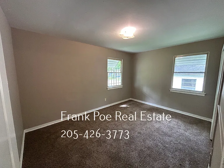 5405 Avenue J — Photo 6