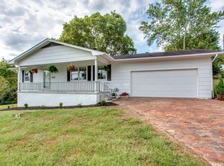 446 Goans Ave, Clinton, TN 37716