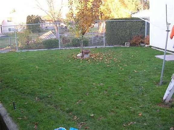 5th image of 15518 N Gleneden Dr
