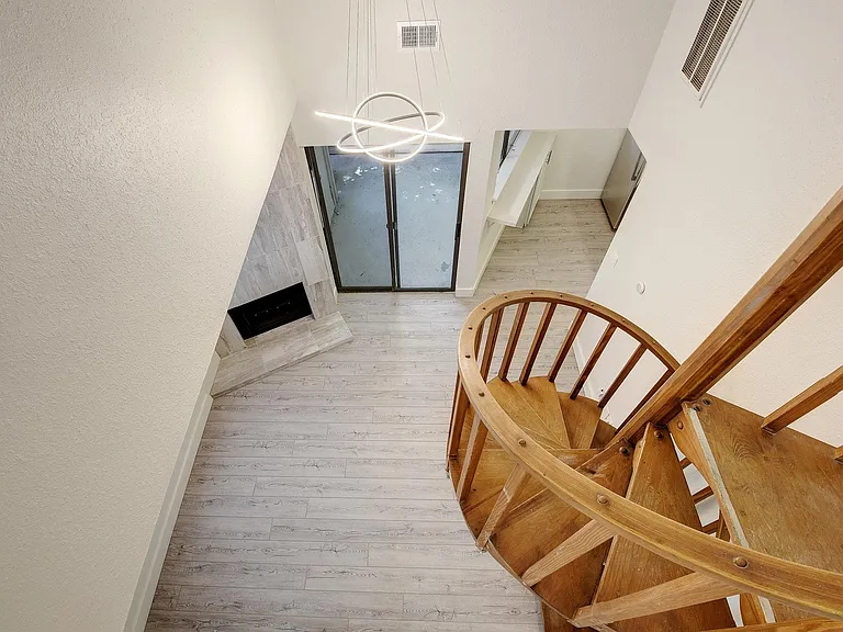2500 Burleson Rd #719 — Photo 4