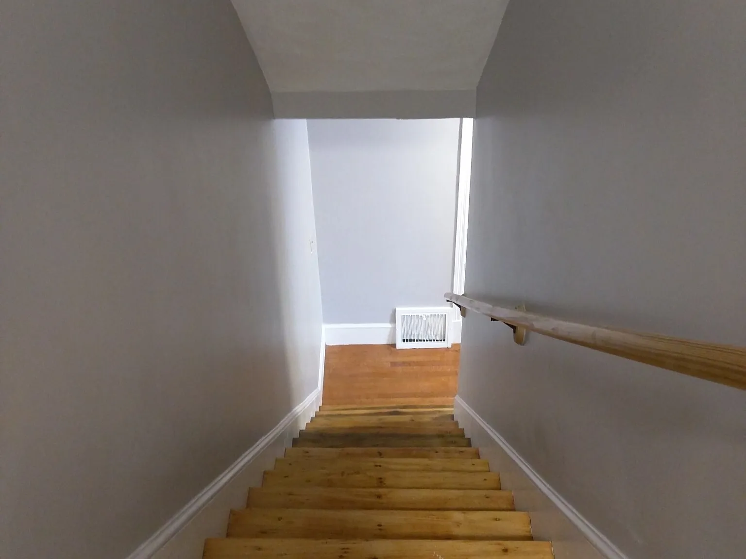 30-32 Touro Ave - 30 — Photo 2