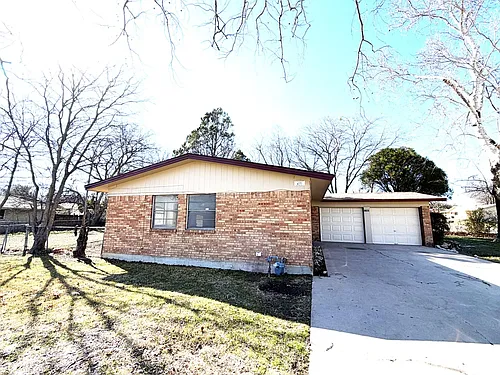 1102 S Ann Blvd Photo 1