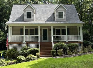 2955 J St, Chesapeake Beach, MD 20732