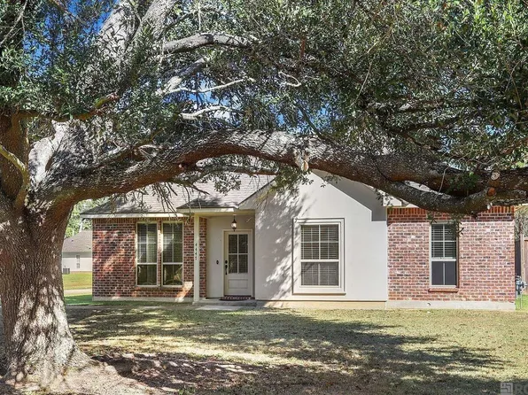 4447 Cherry Ct, Zachary, LA 70791