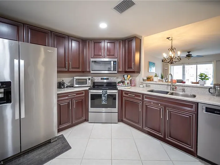 3029 Driftwood Way #3303 — Photo 4