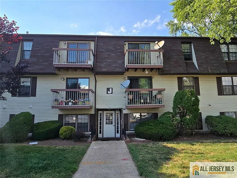 138 Orlando St #138 — Photo 1