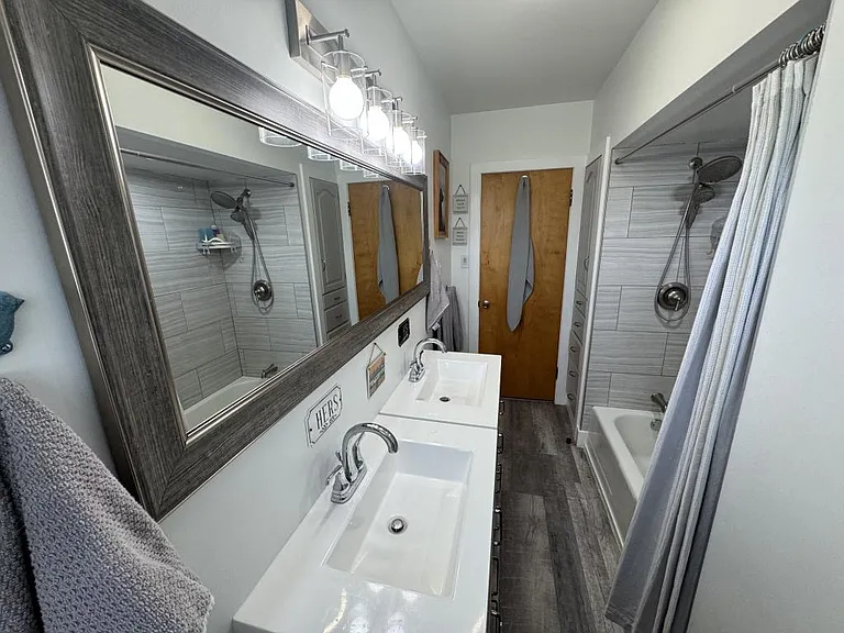 240 Idaho Ave — Photo 5