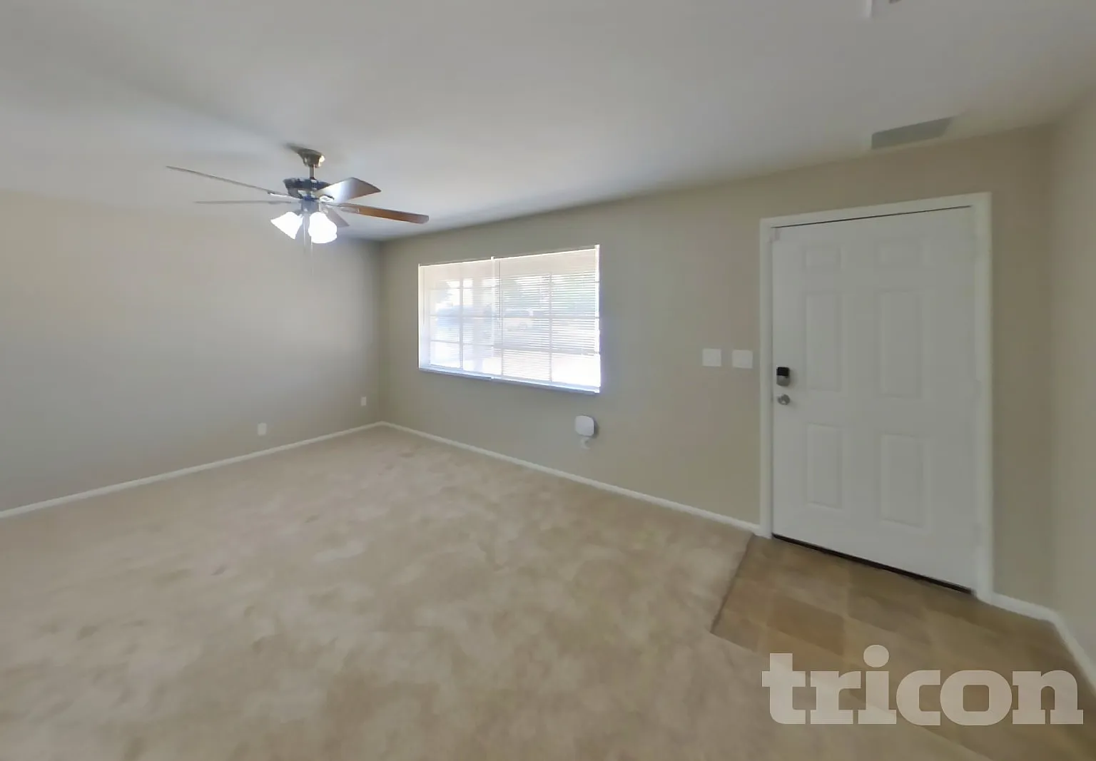 5017 W Sierra Vista Drive Glendale AZ — Photo 3