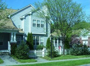 14 Taconic St, Poughkeepsie, NY 12603