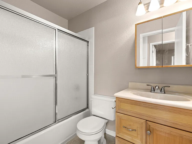 9101 Newhall Dr #1-48 — Photo 4
