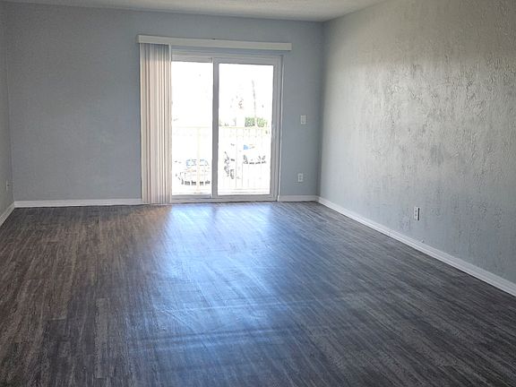 3rd image of 1805 N Atlantic Ave
