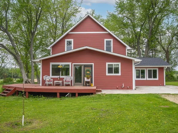 231 25th Ave, Clear Lake, WI 54005