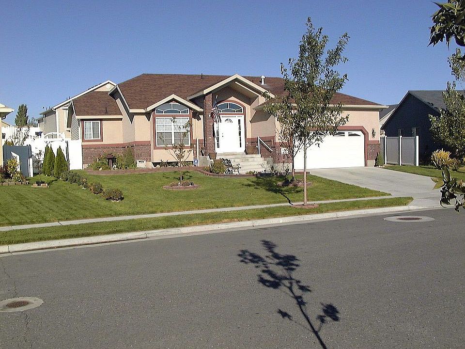 2nd image of 5742 S Crest Flower Way