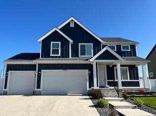 3733 W Creek Meadow Rd, Riverton, UT 84065