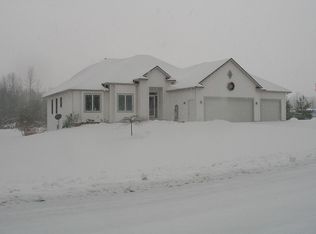 5250 Dio Dr, Cedar Springs, MI 49319