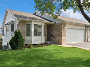 15969 Hyland Dr, Apple Valley, MN 55124