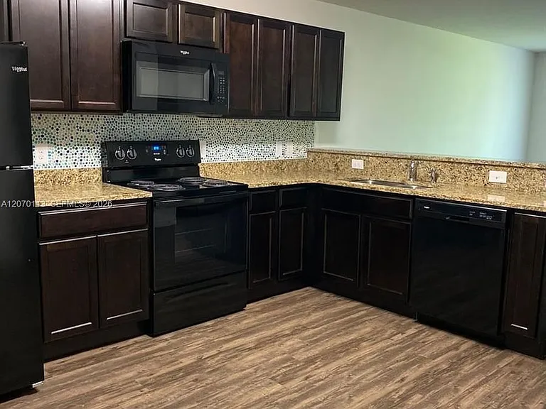 2238 S Caspian Dr — Photo 11