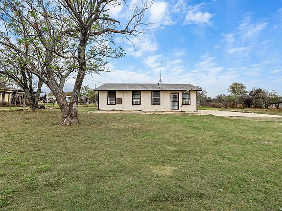 2nd image of 844 County Road 6846